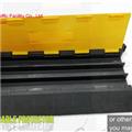 3 channels roadway rubber cable ramp protector