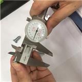 Metric steel round head bolts