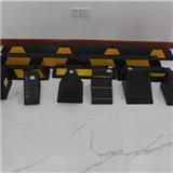 Durable  Rubber Airplane Aircraft Wheel Chocks With Rope